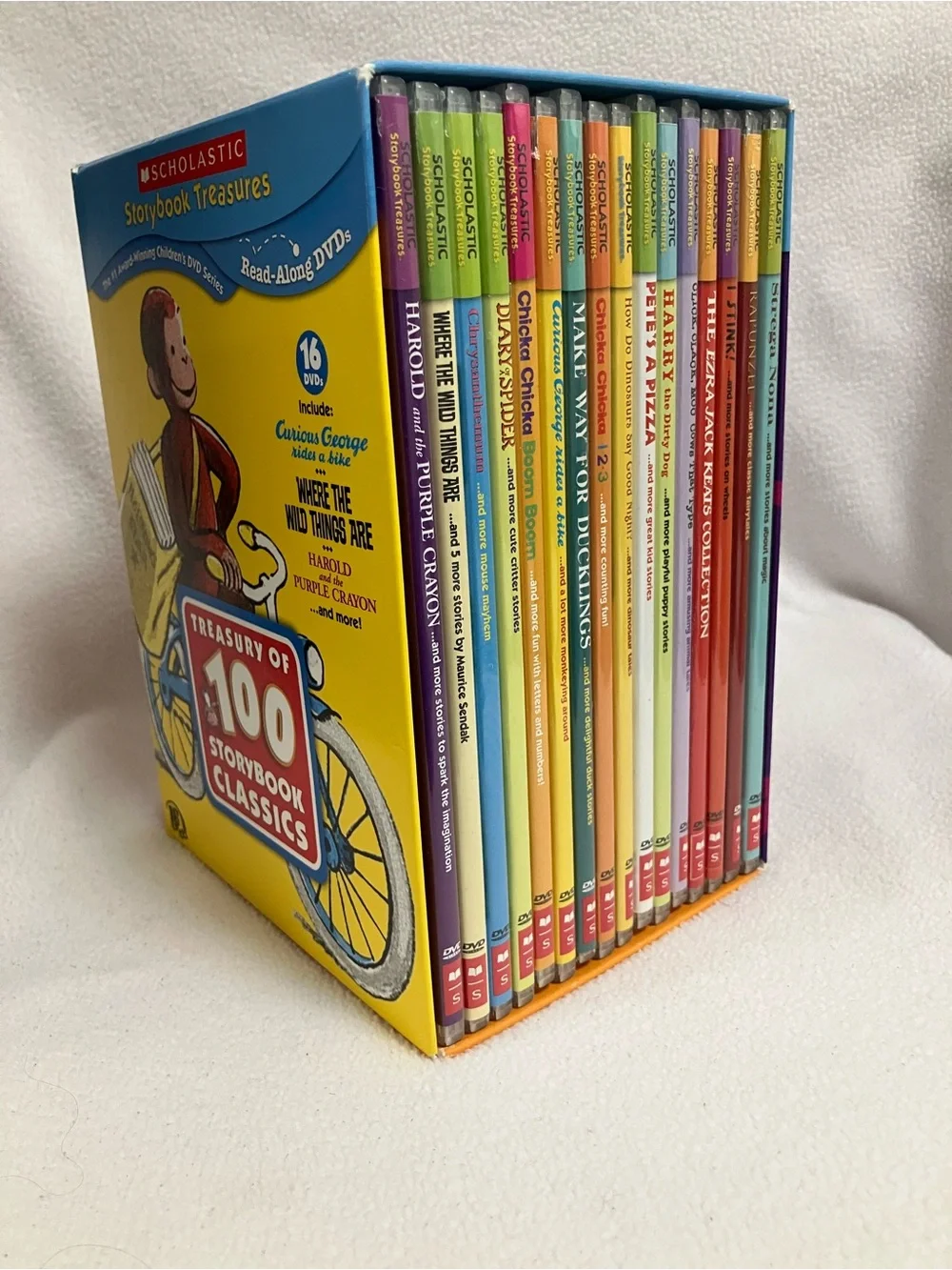 Scholastic Storybook Treasures 16 DVD Read-Along Box Set. Great condition!